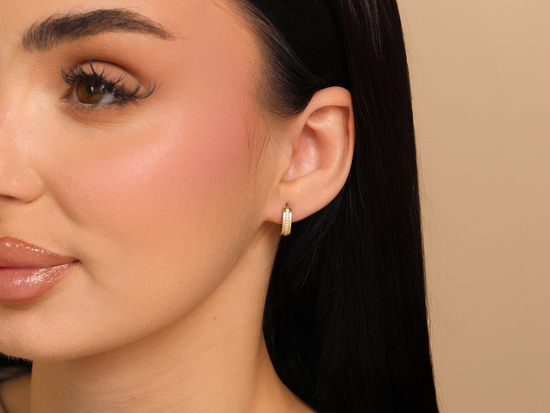 Złote kolczyki kółka z cyrkoniami 14mm