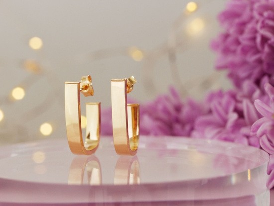 Kolczyki złote sztywne na sztyfcie