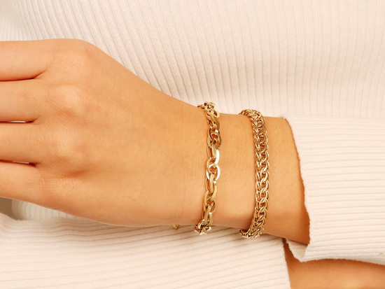 Złota bransoletka z przeplatanych ogniw