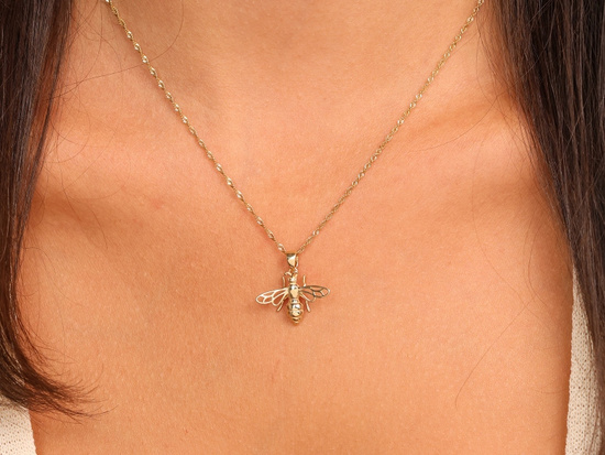 Złota zawieszka osa owad wisiorek