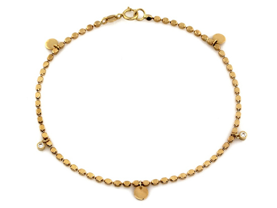 Delikatna złota bransoletka z zawieszkami