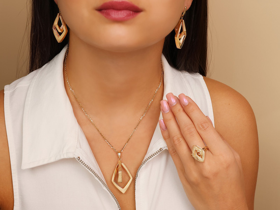 Zawieszka złota duża dwa ruchome romby