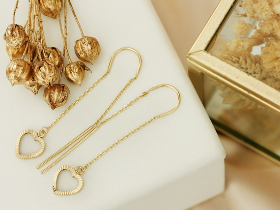 Kolczyki złote długie przeciągane z sercem