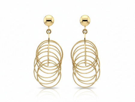 Złote kolczyki wiszące na sztyfcie z błyszczących obręczy