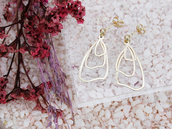 Kolczyki złote długie z ruchomych elementów