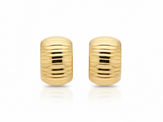 Złote kolczyki blaszki na angielskim zapięciu