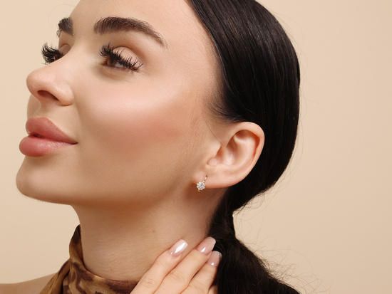 Kolczyki złote kwiatki z cyrkoniami angielskie