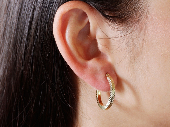 Kolczyki złote zdobione kółka 24mm