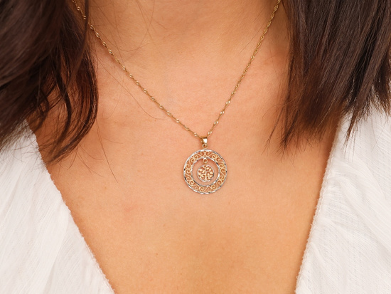 Zawieszka złota dwukolorowa misterny ażur