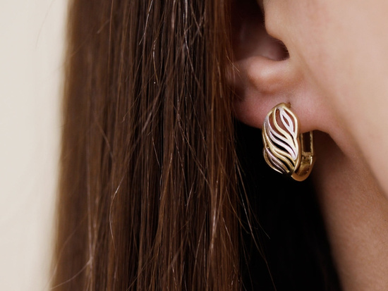 Kolczyki złote dwukolorowe ażurowe angielskie zapięcie