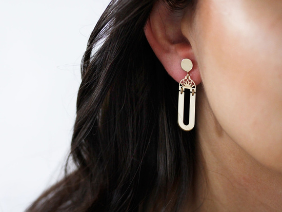 Kolczyki złote duże wiszące owalne na sztyfcie