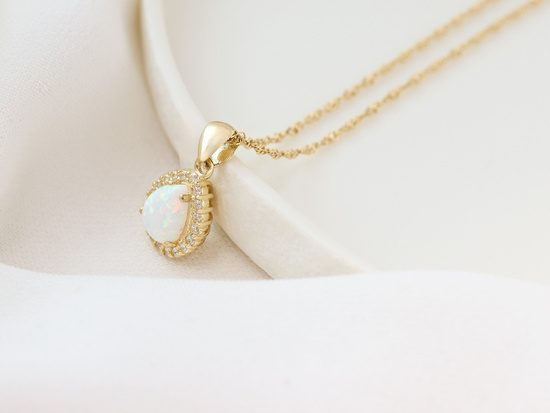 Zawieszka złota kropla z opalem i cyrkoniami