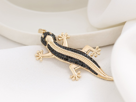 Duża złota zawieszka jaszczurka z czarnymi cyrkoniami