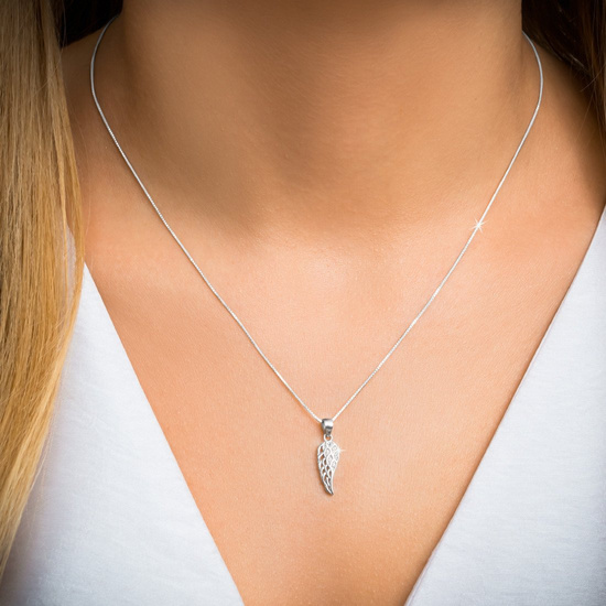Naszyjnik srebrny 925 z diamentowymi cyrkoniami - skrzydło