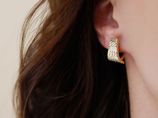 Kolczyki złote diamentowane