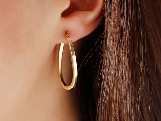 Złote kolczyki owalne angielskie