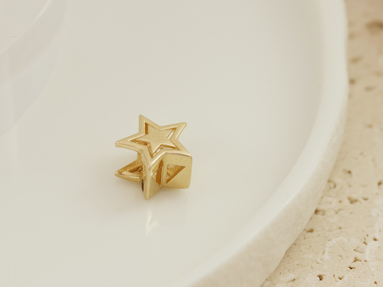 Zawieszka złota gwiazdka charms do bransoletki