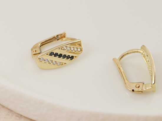 Złote kolczyki klasyczne eleganckie z cyrkoniami do każdej stylizacji