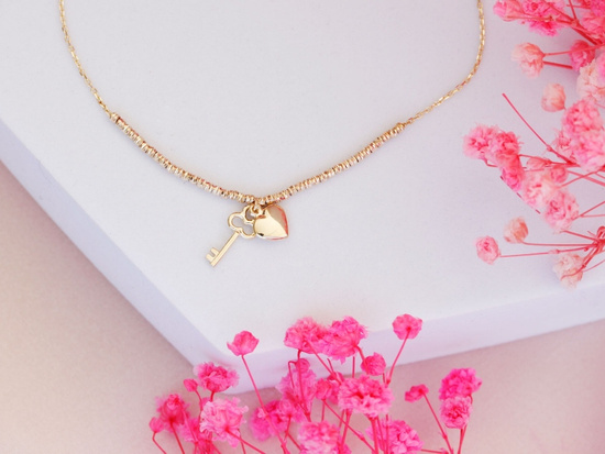 Bransoletka złota delikatna z kuleczkami i wiszącym sercem