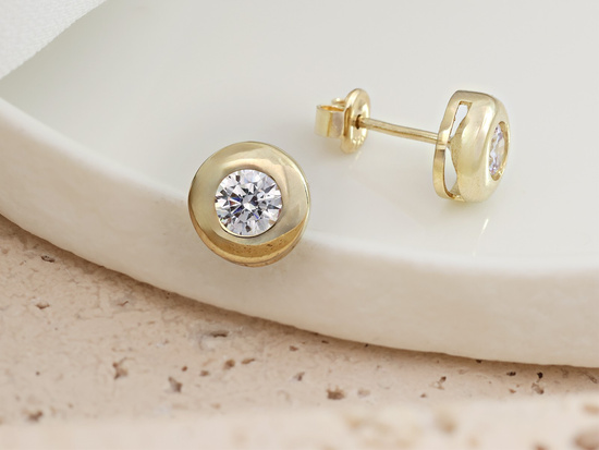 Kolczyki złote małe na sztyfcie z cyrkonią