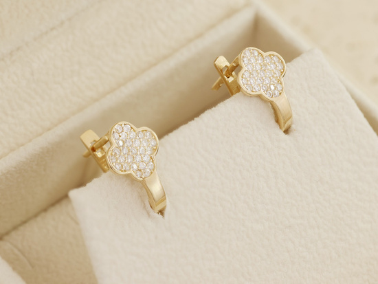 Kolczyki złote angielskie subtelne z cyrkoniami