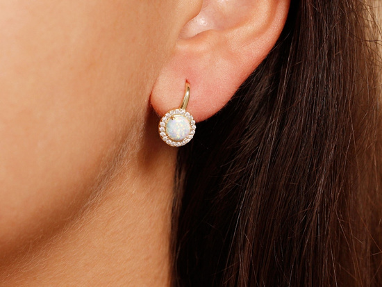 Złote kolczyki z opalem i cyrkoniami