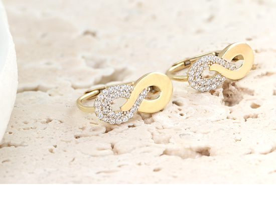 Kolczyki złote nieskończoność na angielskim zapięciu