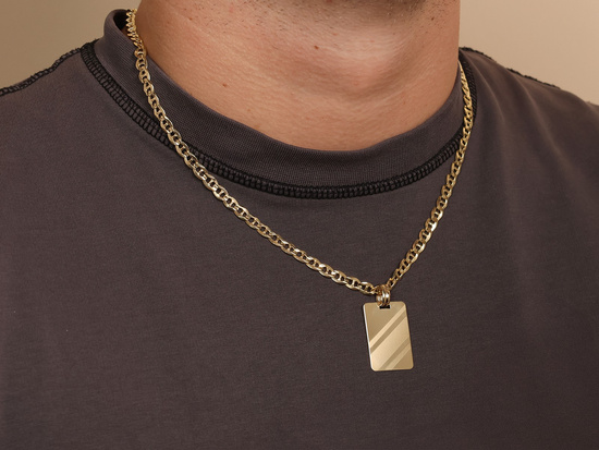 Zawieszka złota prostokątna blaszka z satynowanymi paskami