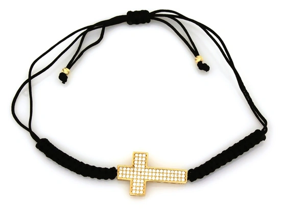 Bransoletka złota krzyżyk wysadzany cyrkoniami na czarnym sznurku