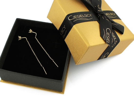 Kolczyki złote przeciągane z czarną cyrkonią