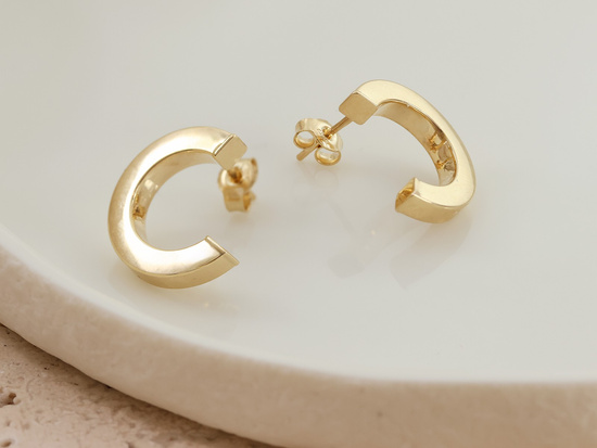 Kolczyki złote nowoczesne eleganckie na sztyfcie