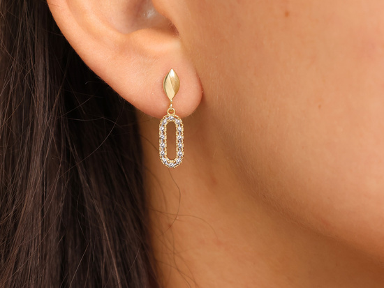 Kolczyki złote delikatne wiszące na sztyfcie owalne