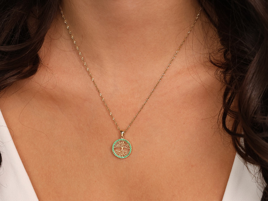 Zawieszka złota ażurowa z drzewkiem szczęścia z zielonymi cyrkoniami