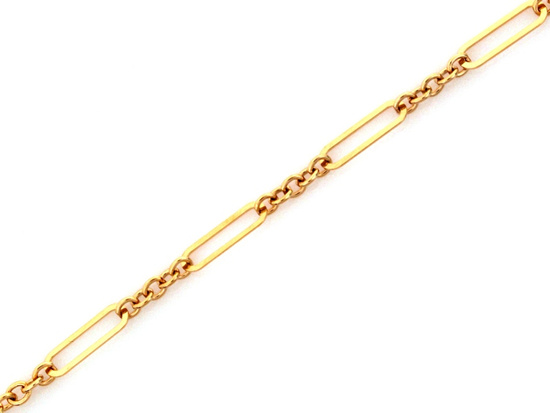 Złota bransoletka z dużych ogniw modna na czasie