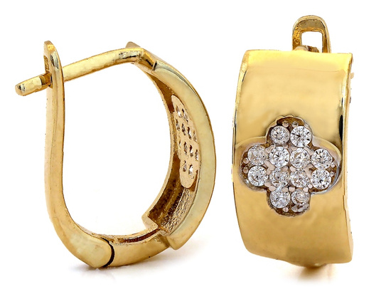 Kolczyki złote angielskie z wzorem koniczynki z cyrkonii