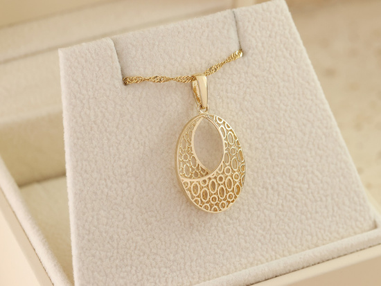Zawieszka złota owalna ażurowa przestrzenna