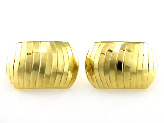 Złote kolczyki na prezent dla kobiety