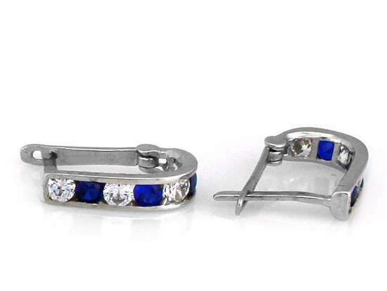 Złote kolczyki dla dziewczynki z białego złota