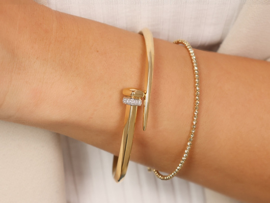 Bransoletka na prezent ze złotych kulek