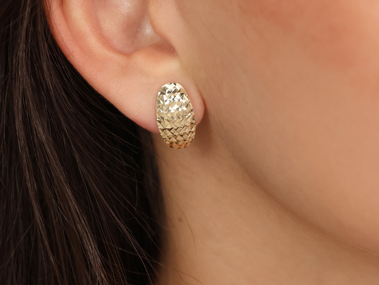 Kolczyki złote blaszki zdobione frezowane bez kamieni