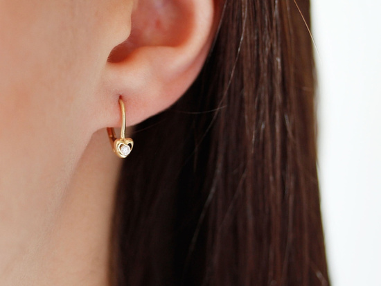 Kolczyki złote delikatne z sercem dla dziewczynki