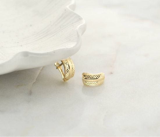 Złote kolczyki 585 diamentowane - klasyczne