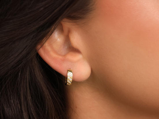 Kolczyki złote małe kółka z cyrkoniami 13mm