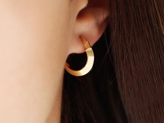 Małe złote koła kolczyki angielskie 17mm