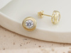 Kolczyki złote małe na sztyfcie z cyrkonią