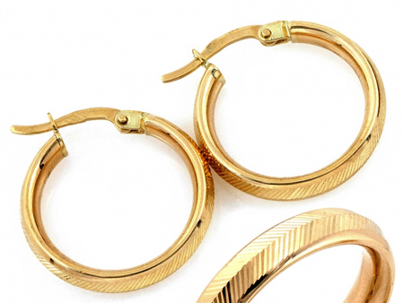 Kolczyki złote koła zdobione w jodełkę 21mm