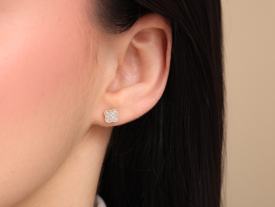 Kolczyki złote kwiatki z cyrkoniami na sztyfcie