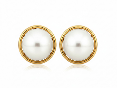 Złote kolczyki z perłą na sztyfcie