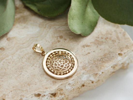 Zawieszka złota okrągła ażurowa