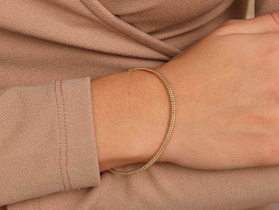 Złota bransoletka sztywna bangle otwarta regulowana